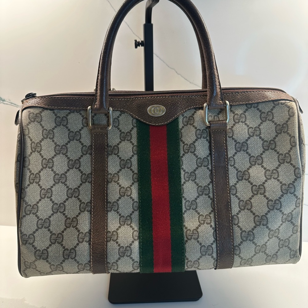 Vintage Gucci Beige and Brown Boston Bag with Signature Red and Green Webbing.